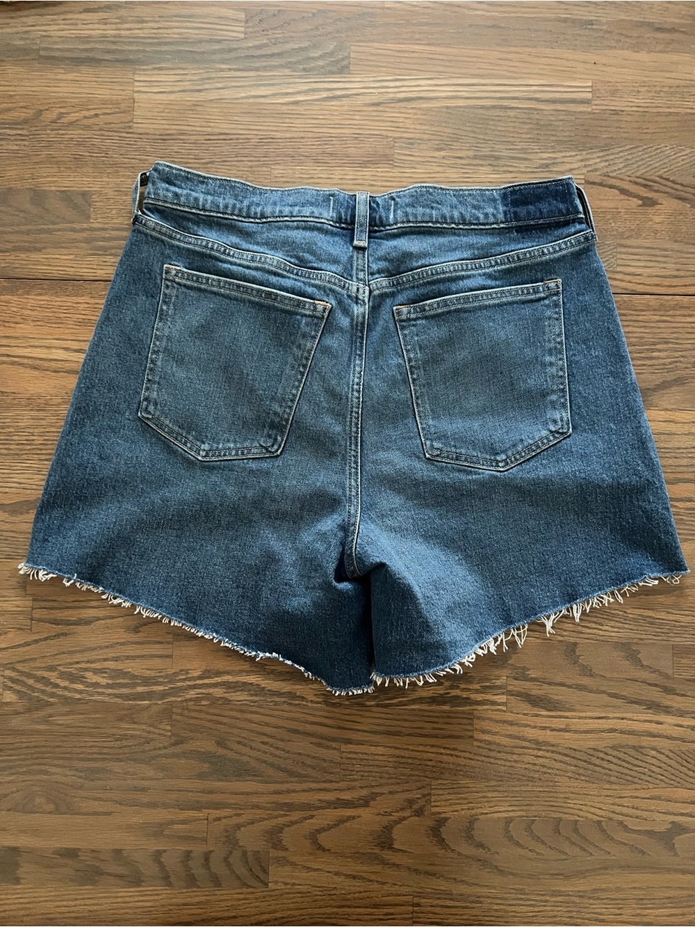 Abercrombie & Fitch High-Rise Dad Shorts 5” inseam - Picture 6 of 10